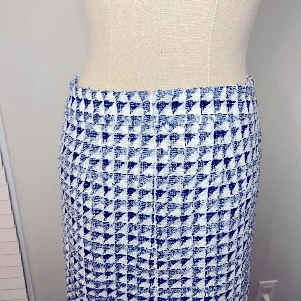 Loft size 4 skirt - Picture 4 of 7